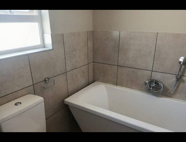 2 BEDROOM TOWNHOUSE FOR SALE IN PARKDENE